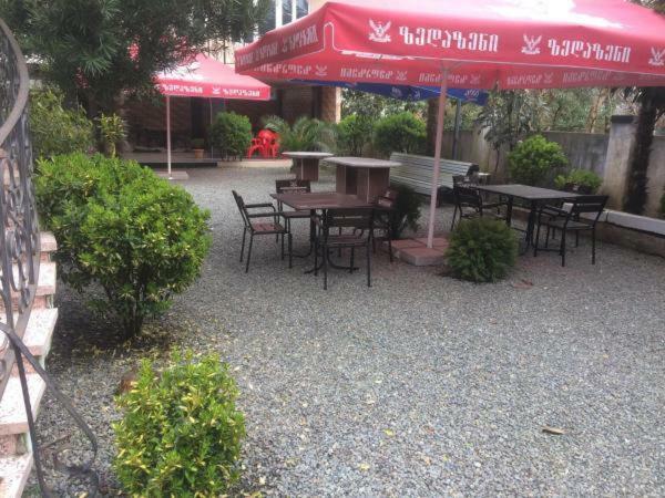 Twins Hotel Кобулети Екстериор снимка