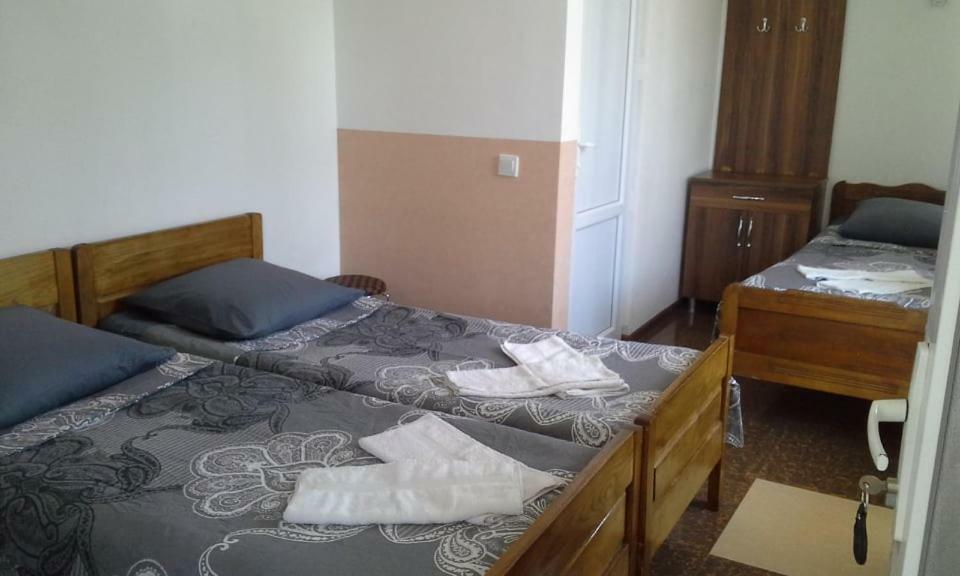 Twins Hotel Кобулети Екстериор снимка